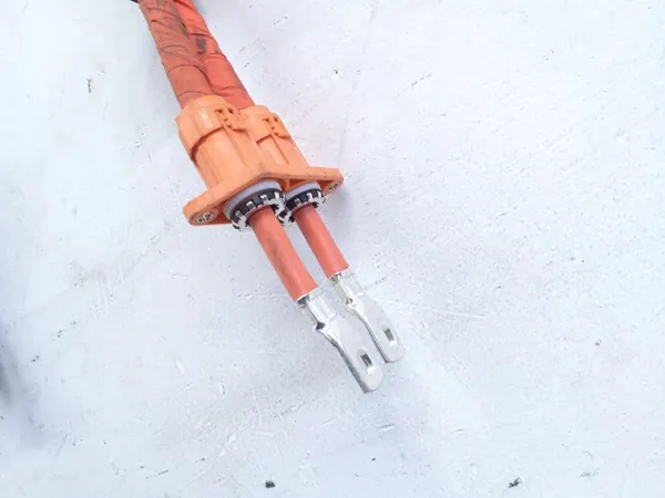 Polestar 2 Hochspannungskabel OEM 32340938 image 3