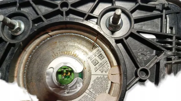 Kuljettajan turvatyyny OEM 985102928R Renault Twingo II image 4