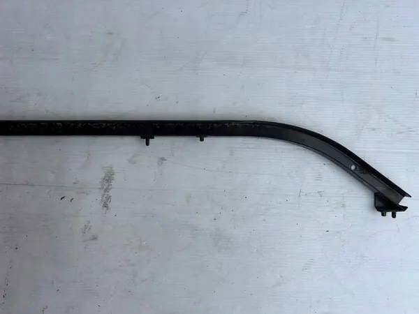 Mercedes-Benz Vito W447 Dörrguide Höger A6397660300 image 5