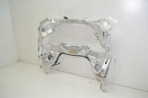 BMW 2121644 Vorderachsträger für E87/E90 - Gebraucht image 5