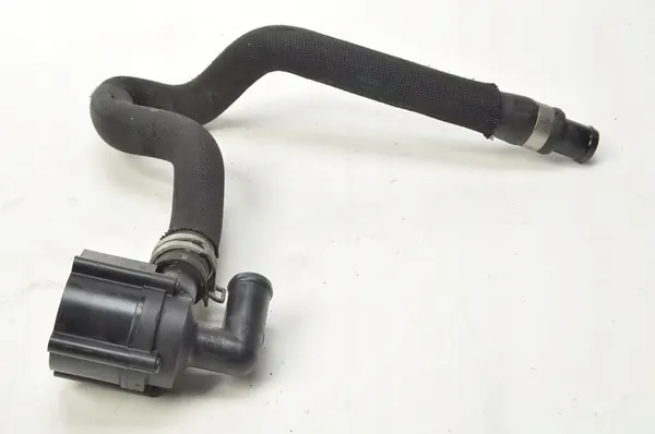 Bomba de agua BMW F10 9247858 9230234 image 3