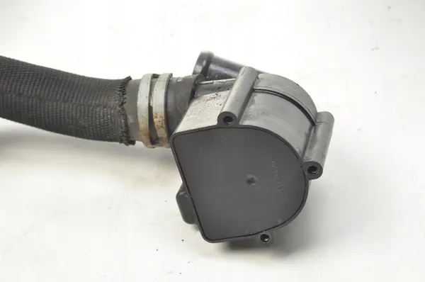 Bomba de agua BMW F10 9247858 9230234 image 6