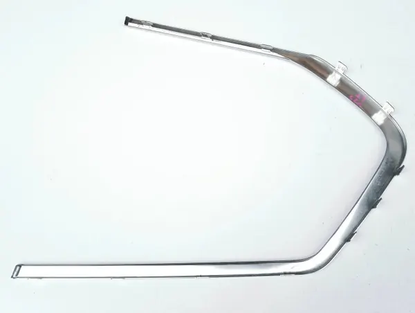 BMW F25 X3 Vänster Bakrutslist OEM 7248145 image 3
