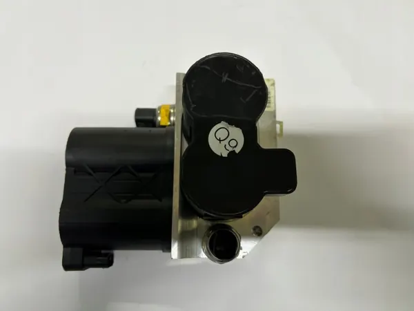 Mercedes S-W221 CL-W216 Ventilblock A2213200358 A2213201058 image 4