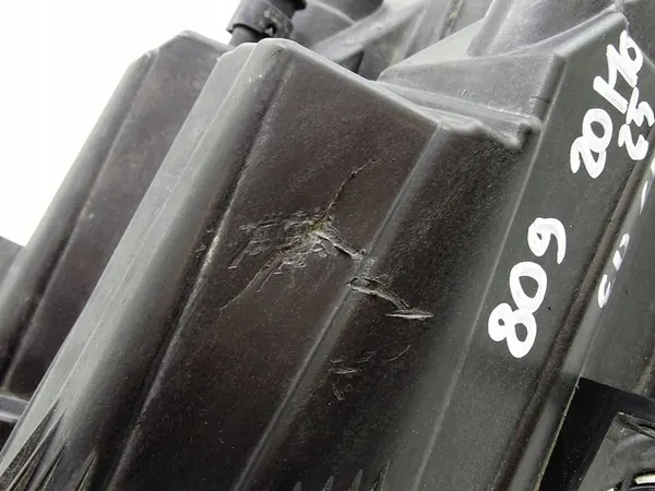 VW Golf VIII GTI GTD 19- Farol Halógeno Esquerdo Drl LED image 4