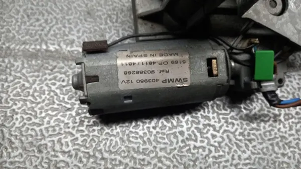Heckwischermotor OEM 01 für Opel Corsa B image 3