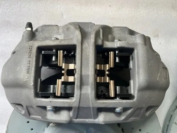 Voorremset Mercedes C-Klasse W 206 S-Klasse W 223 A 2234210000 image 3