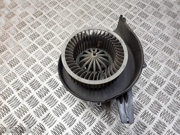 Seat Ibiza verwarmingsventilator OEM 6q1819015c image 5