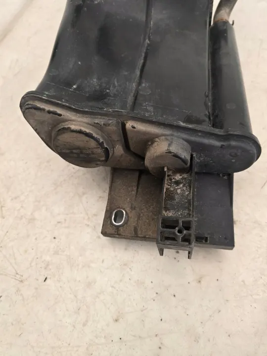 VW Tiguan II 16-20 Aktivkohlefilter 3QF201797A 2.0 TSI USA image 3