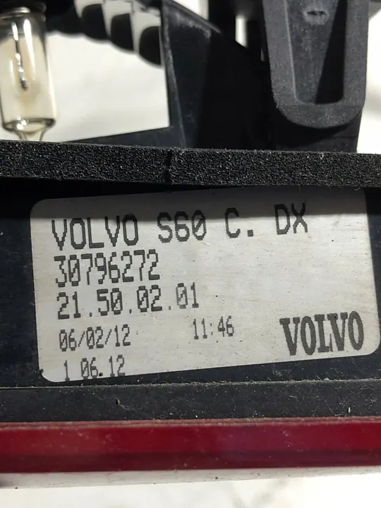 Volvo S60 II höger baklampa sedan 10-18 image 3