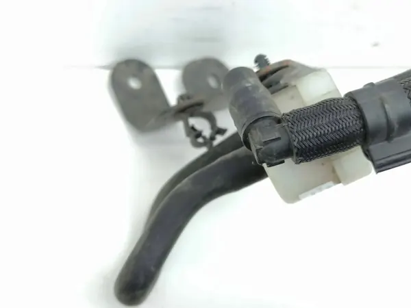 Compresseur suspension arrière pneumatique Maserati Levante 2017 OEM 1T00836265220 image 7