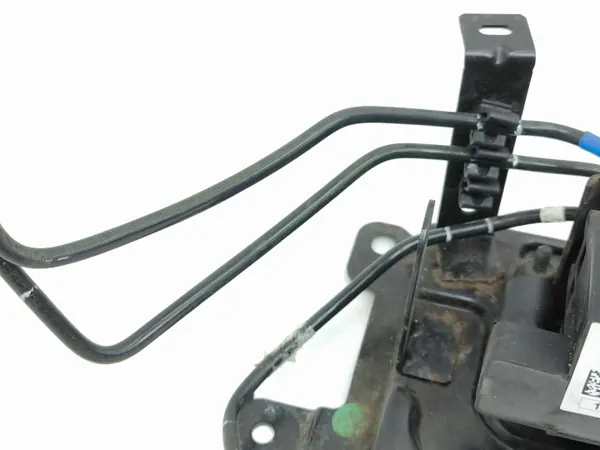 Compresseur suspension arrière pneumatique Maserati Levante 2017 OEM 1T00836265220 image 9