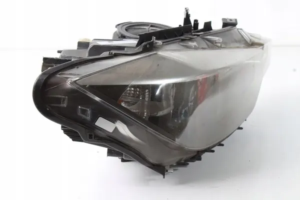 BMW F30 F31 Farol Refletor Direito H7 7259550 image 3