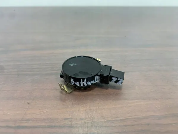 Sensor de Chuva Mitsubishi OE OEM 285352628R - Usado image 2