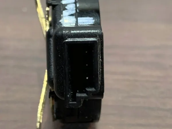 Sensor de Chuva Mitsubishi OE OEM 285352628R - Usado image 3