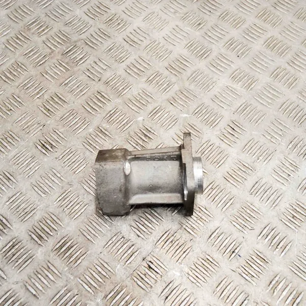 Maserati Ghibli 2016 Support de demi-arbre image 2