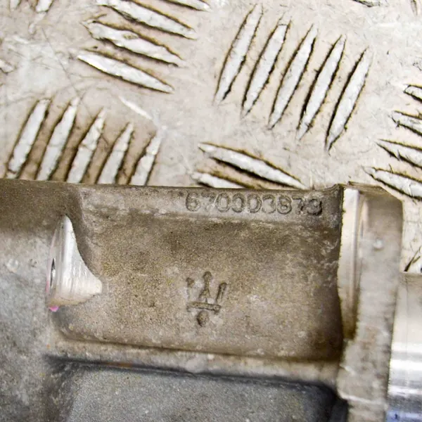 Maserati Ghibli 2016 Support de demi-arbre image 5