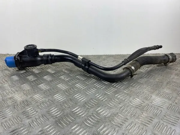 Réservoir AdBlue OEM FOB33222 pour SsangYong Rexton image 2