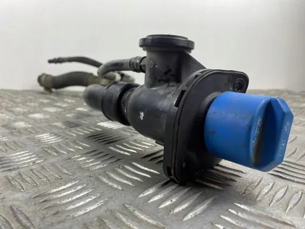 Réservoir AdBlue OEM FOB33222 pour SsangYong Rexton image 4