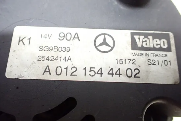 Vaihtovirtageneraattori Mercedes W168 A-luokka 1.7 CDI A0121544402 image 3