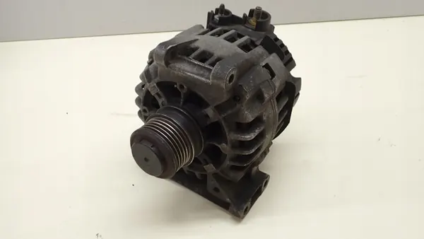 Vaihtovirtageneraattori Mercedes W168 A-luokka 1.7 CDI A0121544402 image 4