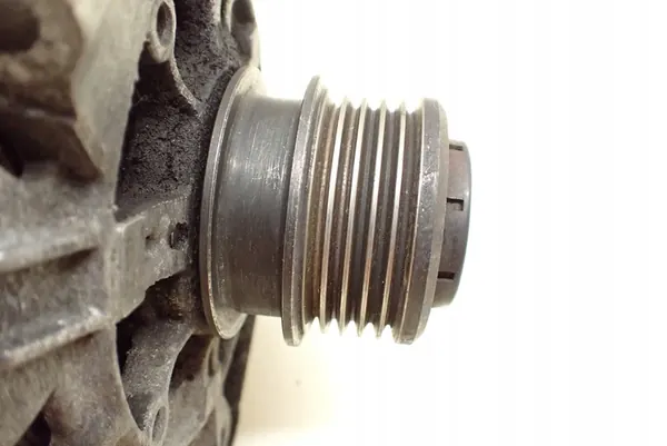 Vaihtovirtageneraattori Mercedes W168 A-luokka 1.7 CDI A0121544402 image 7