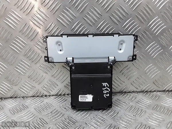 Volvo V70 Display-Anzeige OEM 31268336 - Gebraucht image 4
