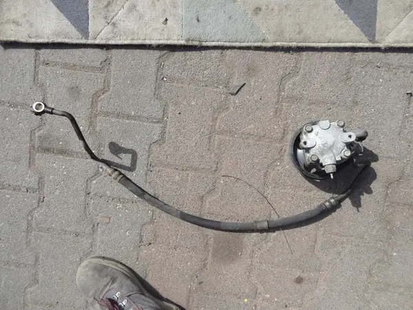 Bomba de direção assistida Suzuki Grand Vitara II image 3