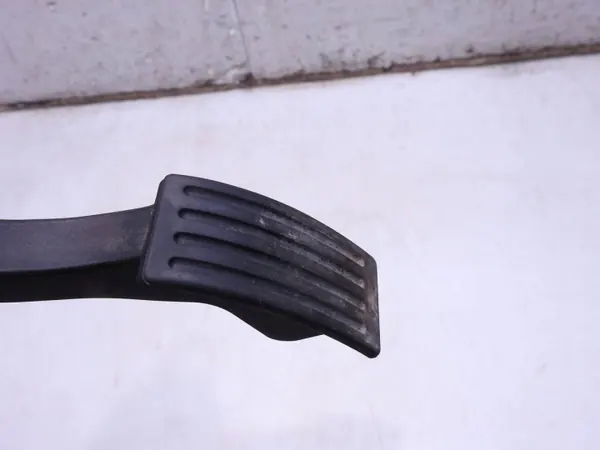 Sensor de Posición del Acelerador Mazda 5 CR Lift I 2.0 16V 4M51-9F836-AK image 3