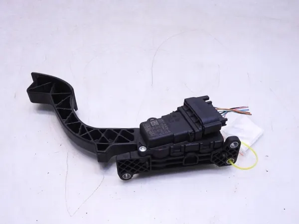 Sensor de Posición del Acelerador Mazda 5 CR Lift I 2.0 16V 4M51-9F836-AK image 5