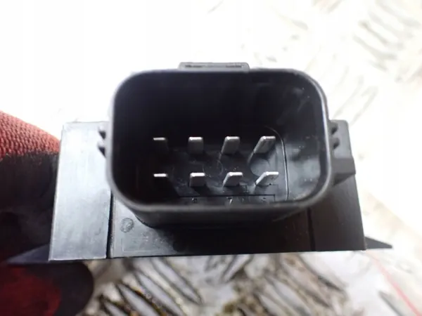 Módulo Bomba Combustível Jaguar F-Pace OEM FK729D370AE image 3