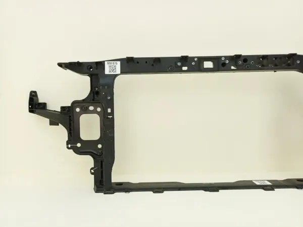 Reforço para-choques dianteiro OEM 64101-G4120 usado image 7