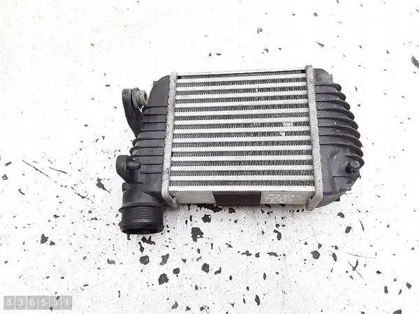 Radiador Audi A6 2006 2700tdi 4f0145806r image 3