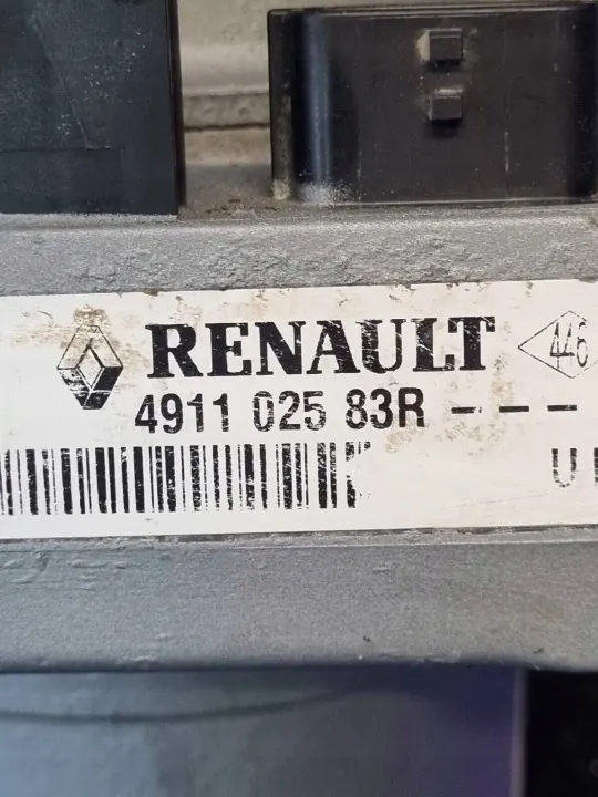 Bomba de dirección Dacia OEM 491102583R - Usada image 6