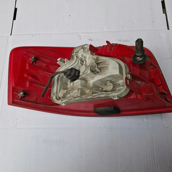 AUDI A3 8P Luz Trasera Derecha 8P0945096 image 8