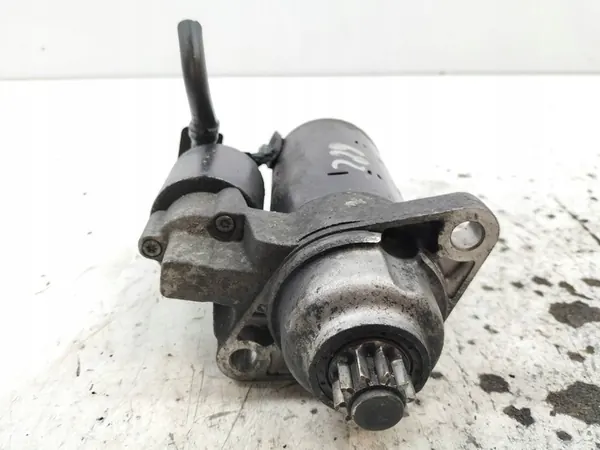 Démarreur 1.9 TDI VW Volkswagen Polo III image 2