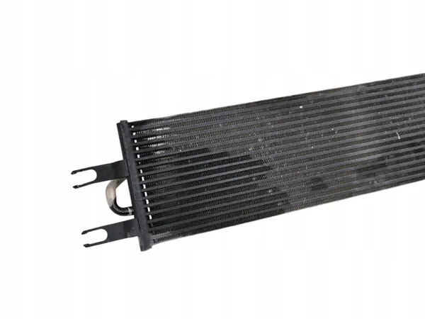 Oljekylare Ford OE L1M37A095AC image 3