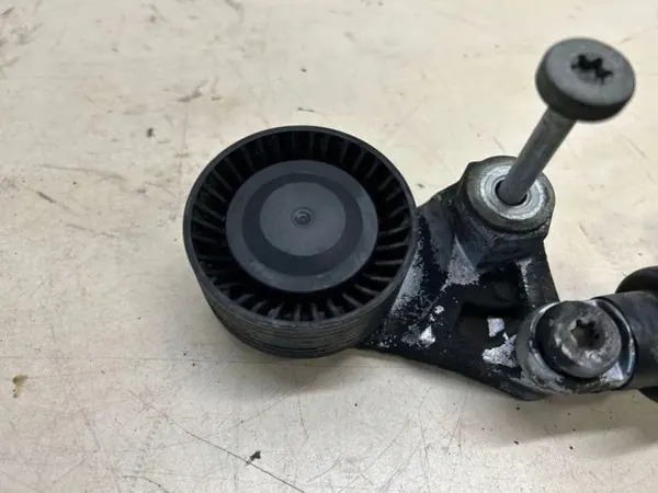 Tensor de correa alternador F551111100100 Porsche Cayenne image 5