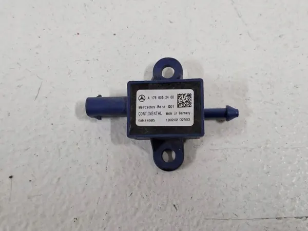 Sensor Airbag Peatón Mercedes Clase A W176 OEM A1769052400 image 2