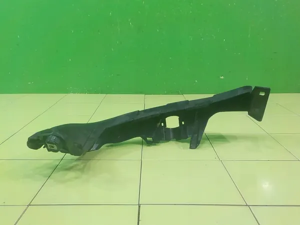 BMW 3 E92 M-PACKAGE 2010 Vänster framlyktfäste 51117154723 image 4