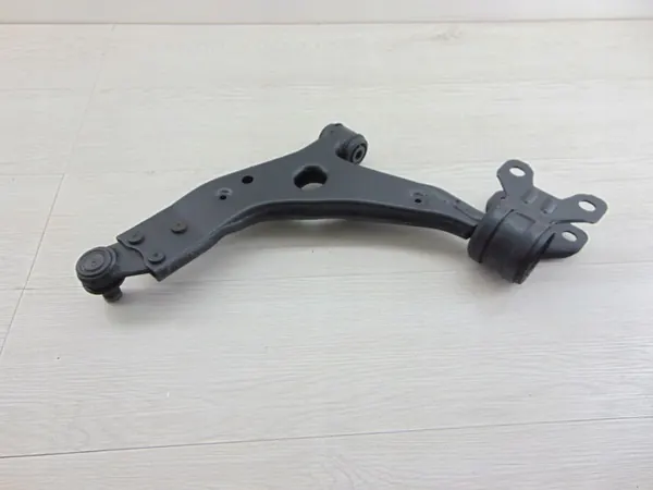 Braccio di Controllo Anteriore Destro Ford Kuga II 2012-2019 image 2
