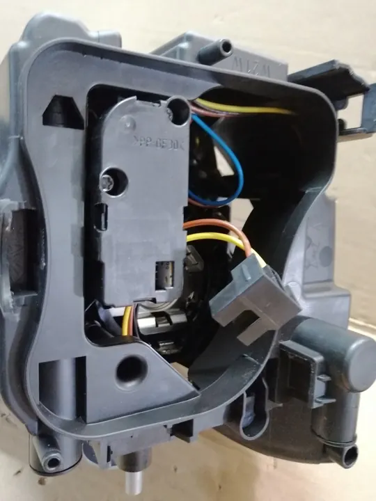 AUDI A1 8X Faro Izquierdo 8X0941003 image 6