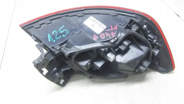 AUDI A4 B9 SEDÁN LÁMPARA TRASERA DERECHA 14- image 4