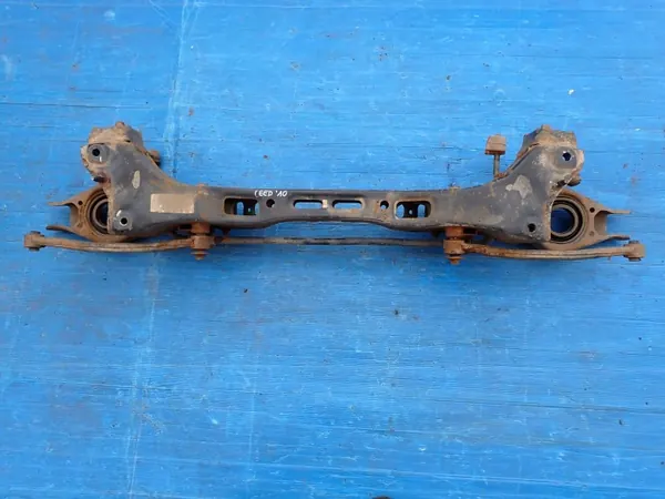 OEM HYUNDAI I30 KIA CEED 07-12 Achterophanging balk image 2