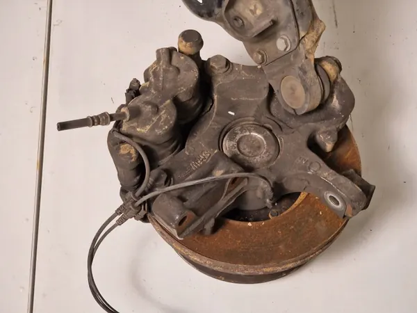 Etupyörän Oikea Nivel OEM A9063321109 Mercedes Sprinter image 5