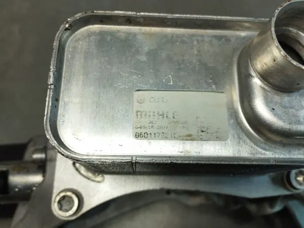 Oljefilterbas OEM 06D903143E för VW Golf VIII image 3