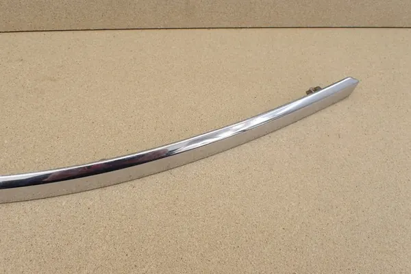 Vasen etupuskuri Audi A6 OE image 4