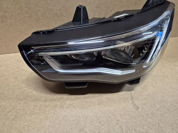 Opel Grandland X Faro LED Izquierdo YP00015780 image 3