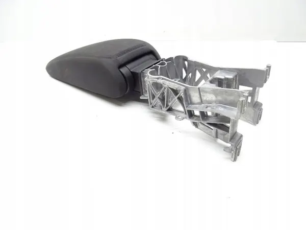 Accoudoir tunnel central OEM 81A864283B pour Audi Q2 image 3