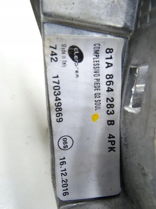 Accoudoir tunnel central OEM 81A864283B pour Audi Q2 image 7